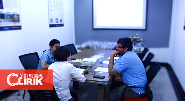 中（zhōng）速（sù）微（wēi）粉磨